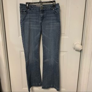 American Rag Cie Womens Boot Cut distressed 5 pocket Jeans RN# 109986 Sz 9